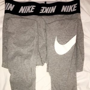 Grey nike leggings